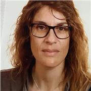 Mi offro per affiancare ragazzi e bambini nello studio ed esecuzione dei compiti perché si appassionino alla scuola